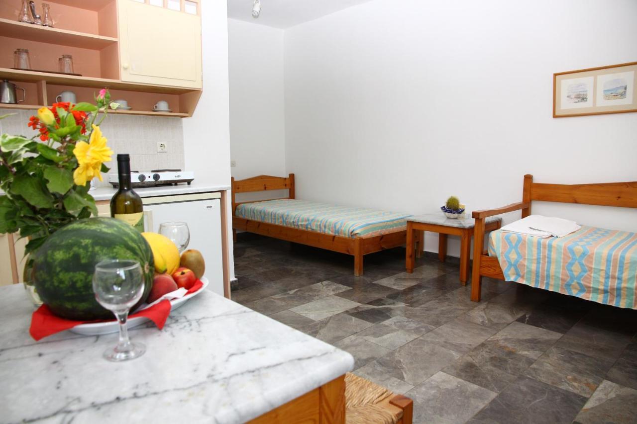 Camari Garden Hotel Apartments Gerani Chanion Exterior foto